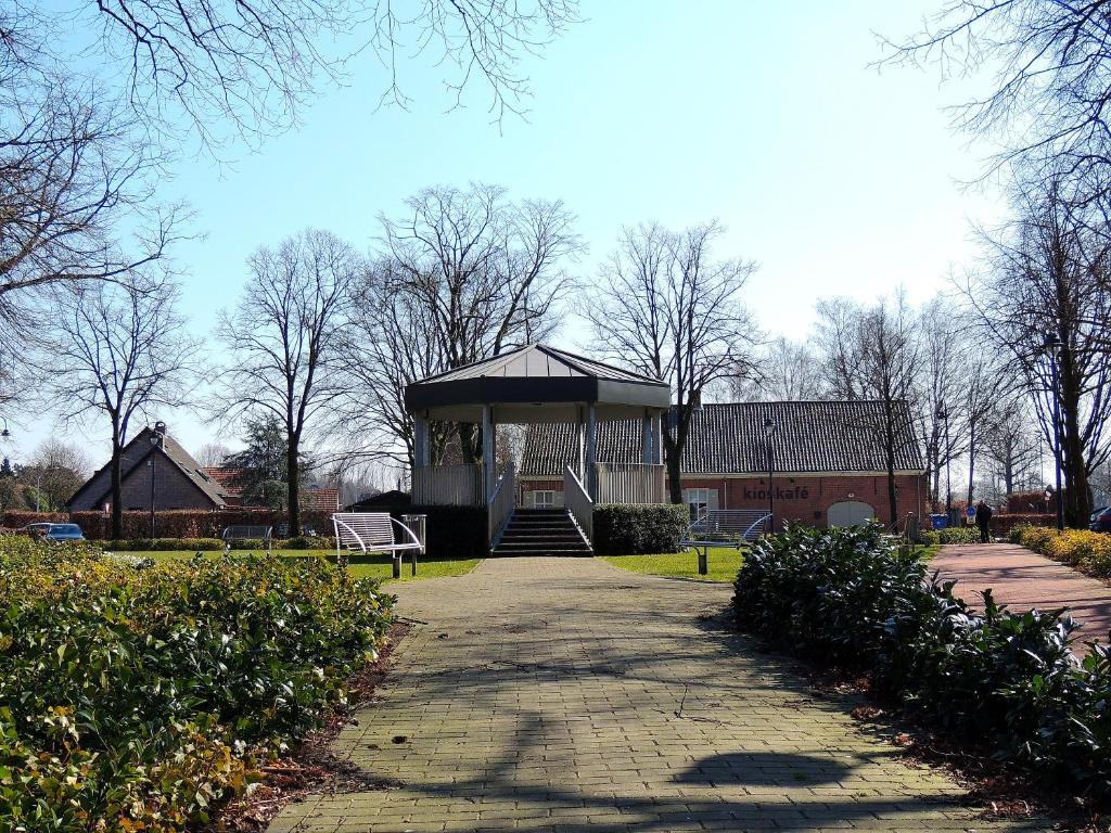 Mieke Pap Hotel 2*