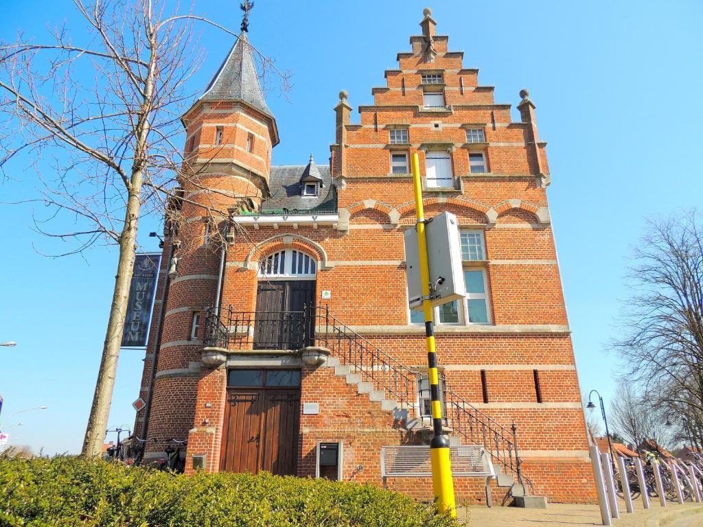 Mieke Pap Hotel 2*